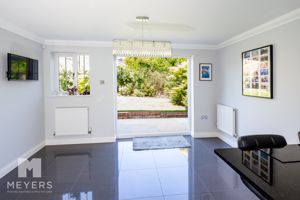 Photo 17- click for photo gallery